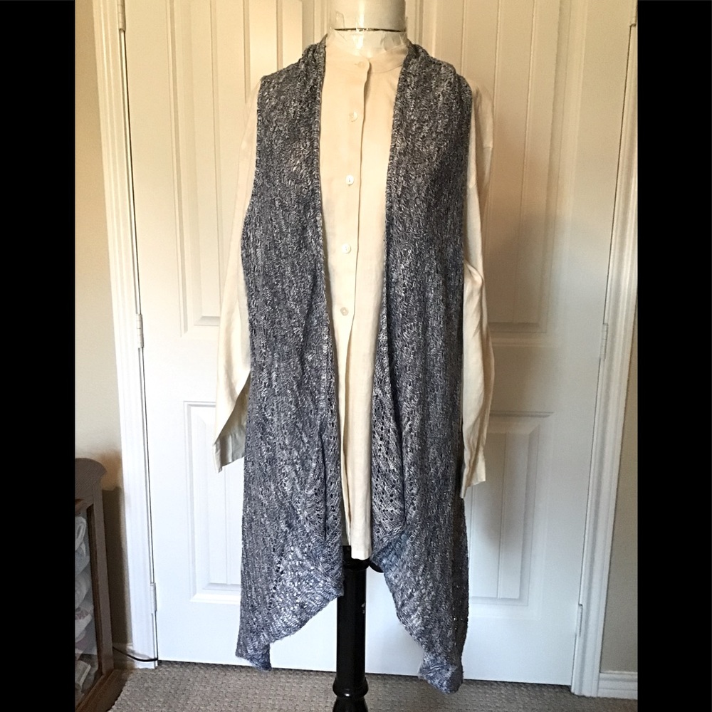WOVEN SLEEVELESS LONG VEST